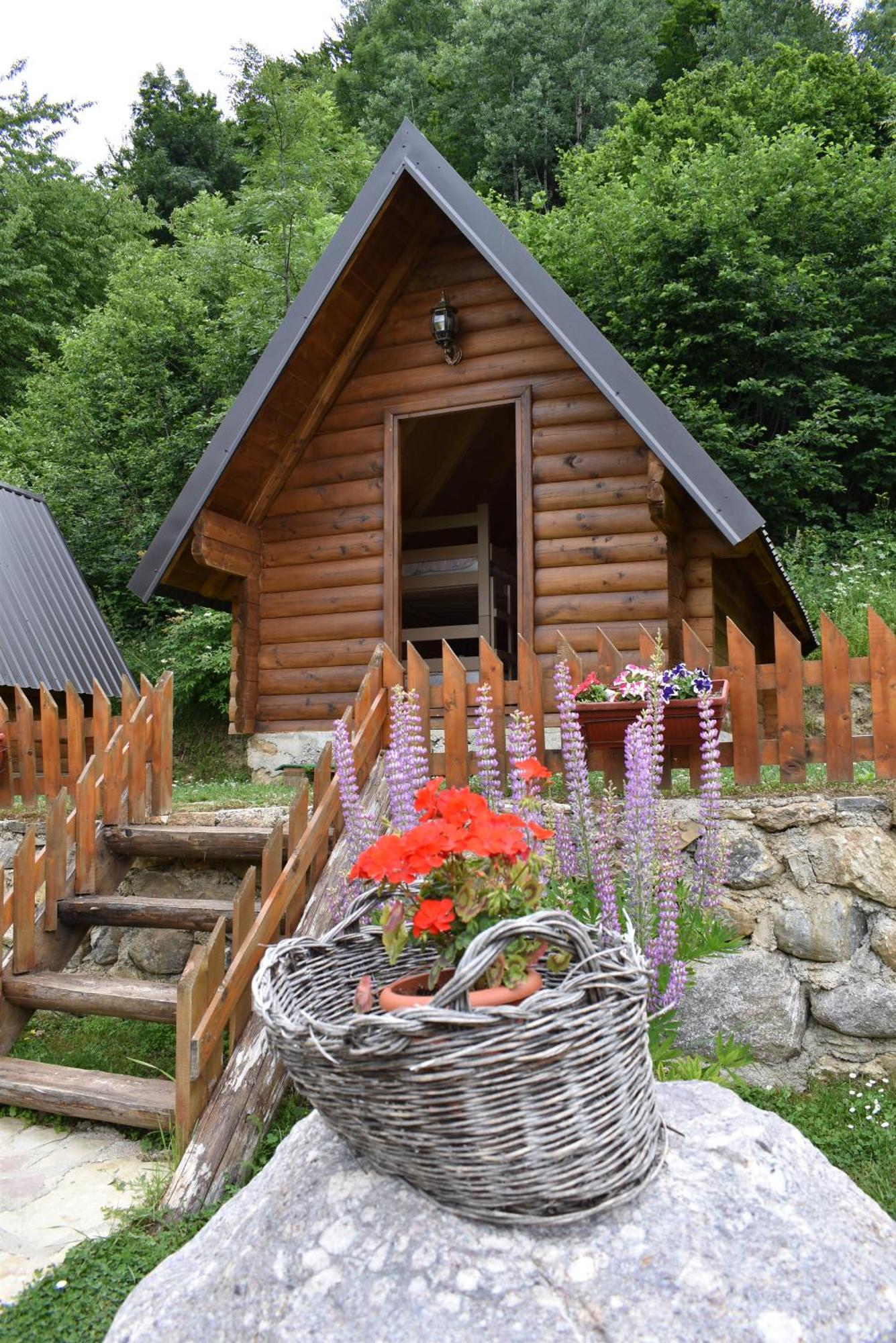 Gradine - Katun Kamp Villa Plav Rum bild