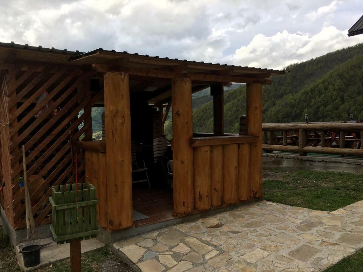 Gradine - Katun Kamp Villa Plav Exteriör bild